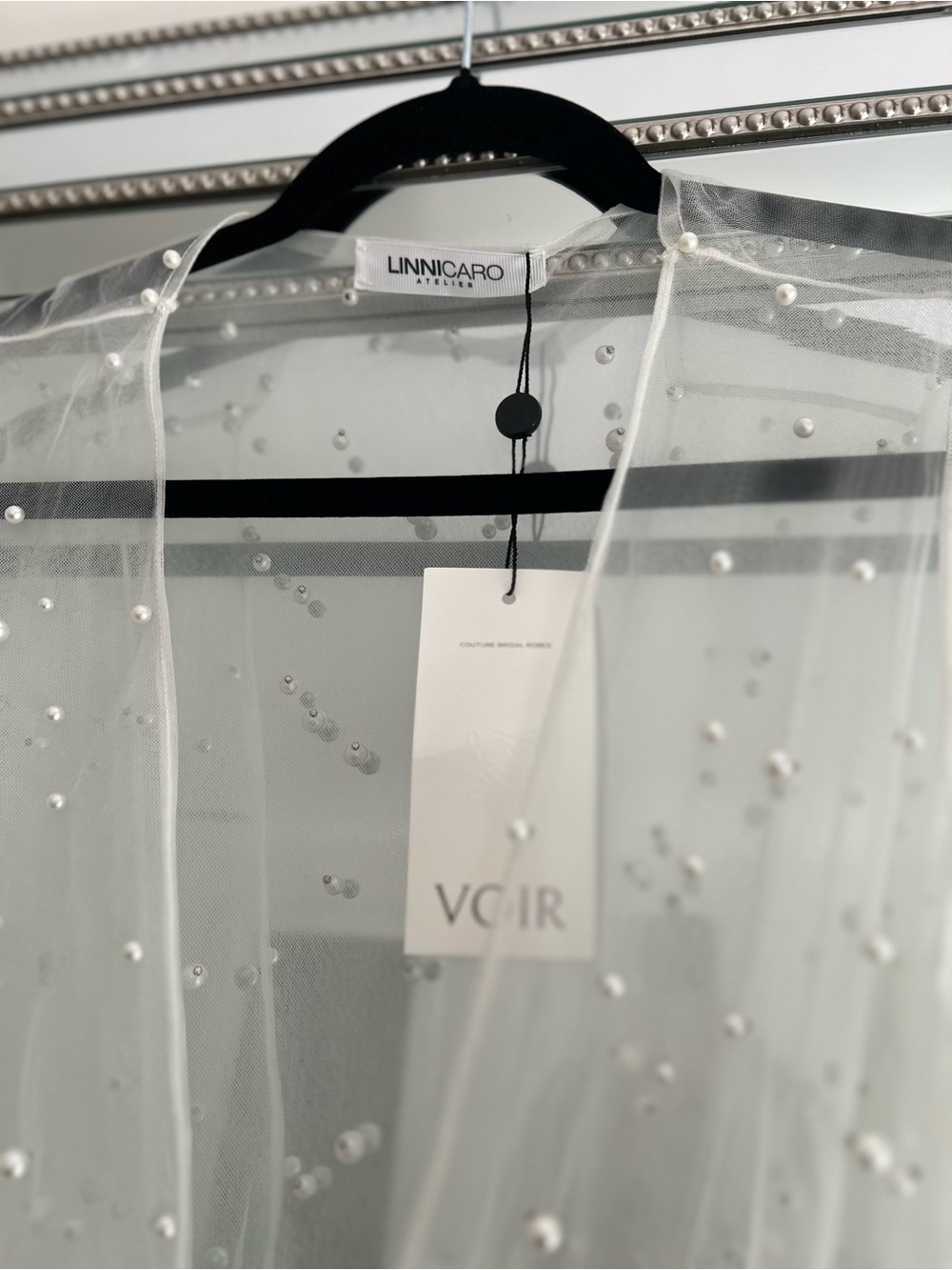 Voir bridal robe - Picture 7 of 13